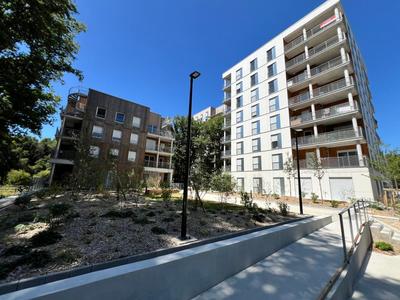 Appartement - 77 m² - 4 pièces