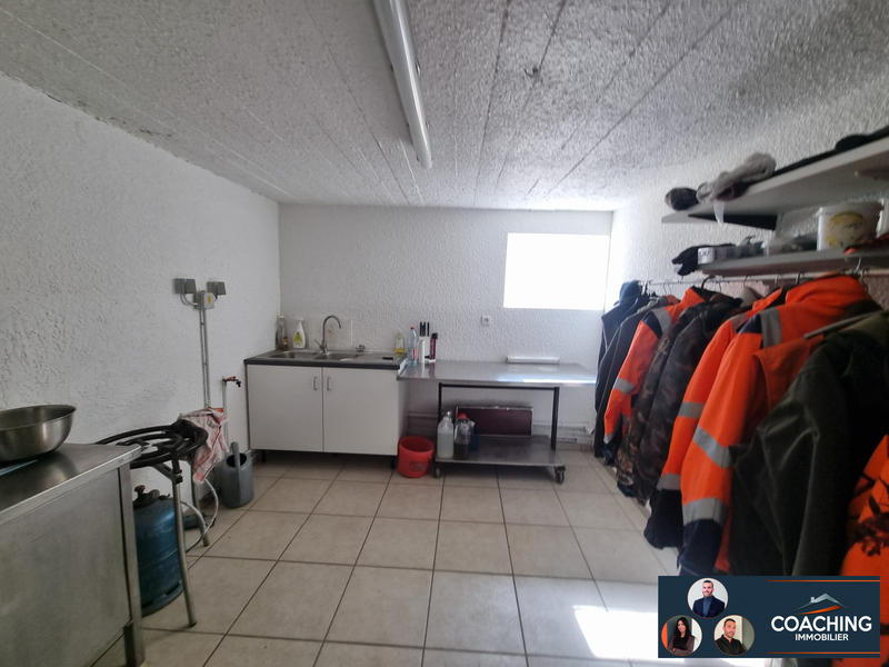 Maison - 437 m² - 10 pièces