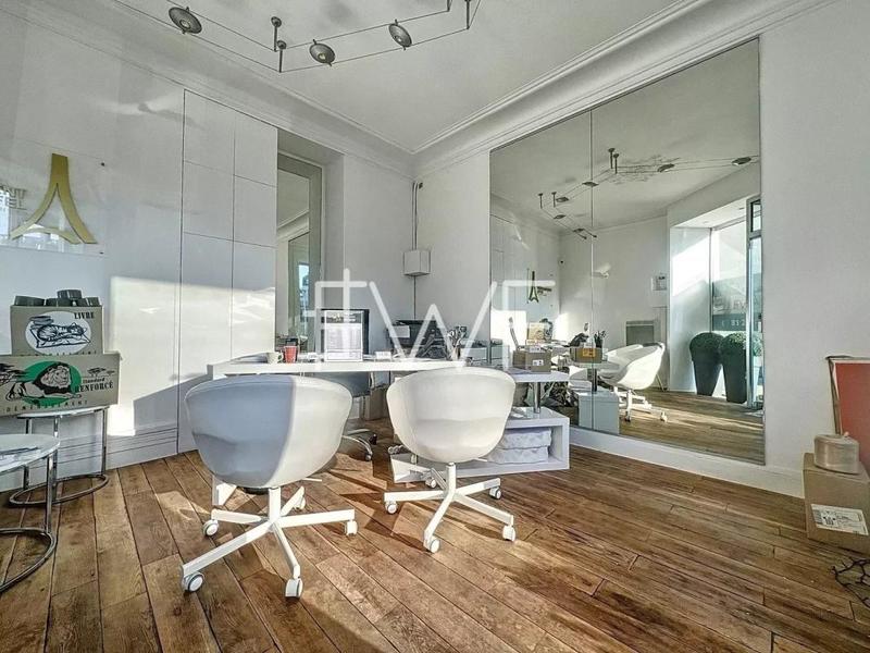 Local commercial - 17 m² - 1 pièce