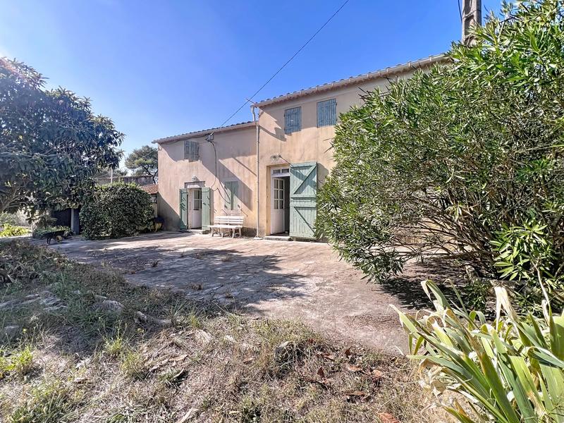 Propriété - 192 m² - 8 pièces