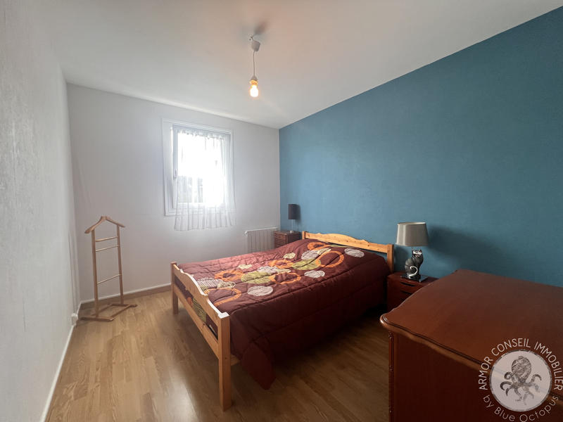 Maison - 196 m² - 9 pièces