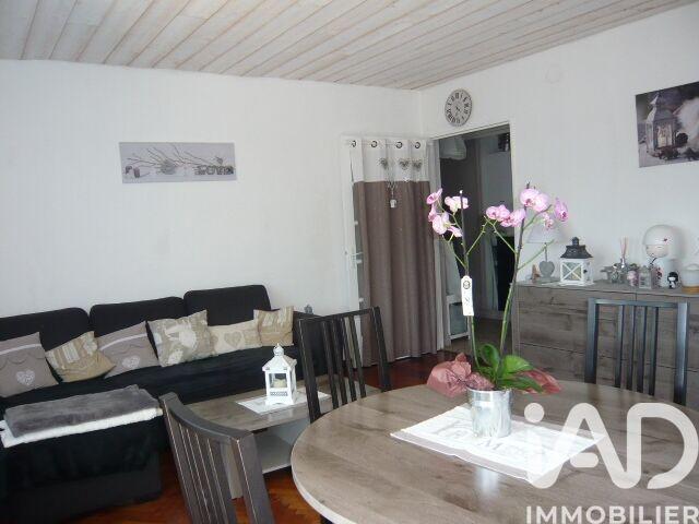 Appartement - 82 m² - 3 pièces