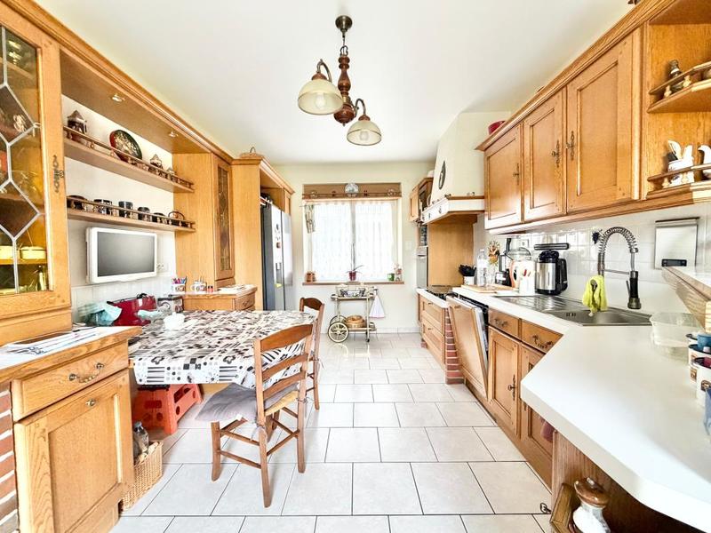 Maison - 168 m² - 6 pièces