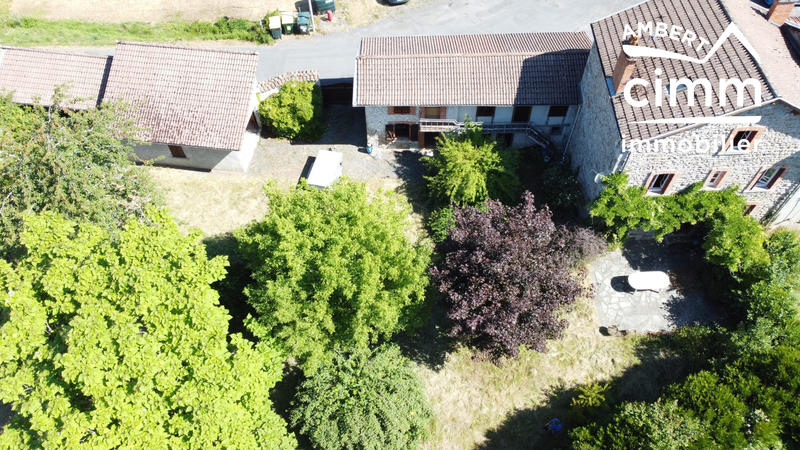 Maison - 113 m² - 9 pièces