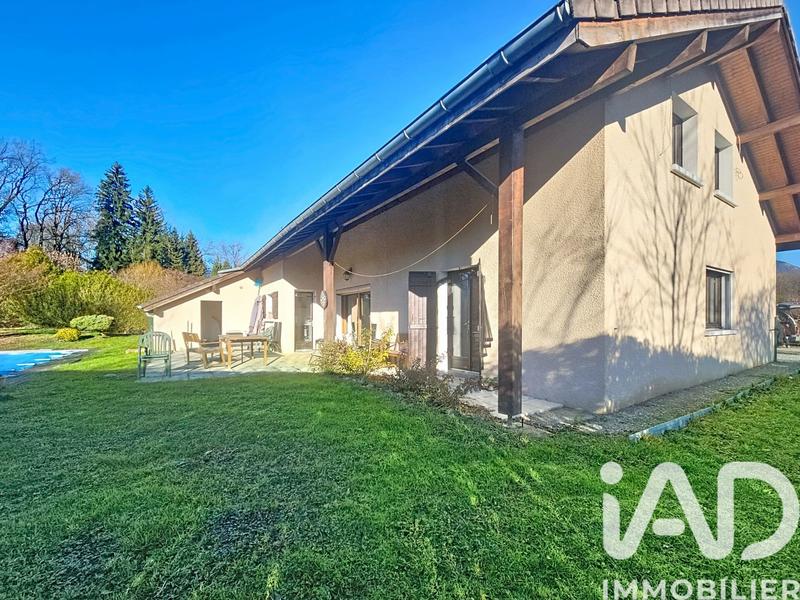 Maison de maîtres - 193 m² - 10 pièces