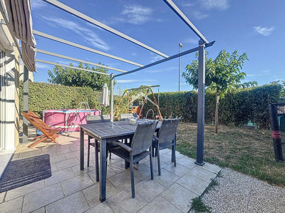 Maison - 98 m² - 4 pièces