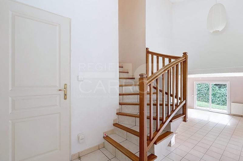 Maison - 160 m² - 5 pièces