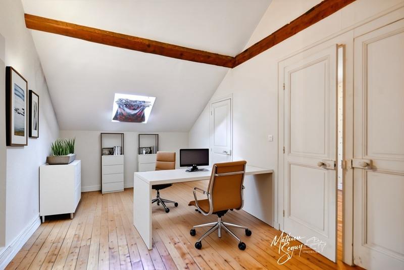 Propriété - 292 m² - 7 pièces