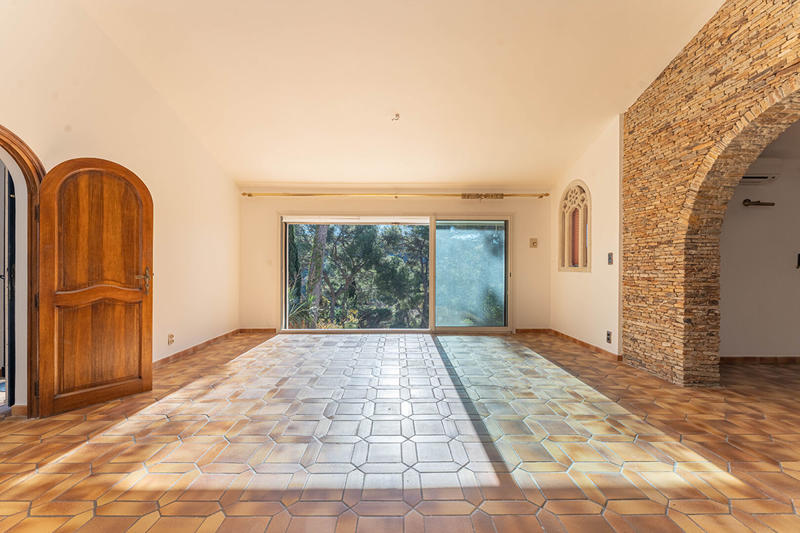 Maison - 177 m² - 6 pièces