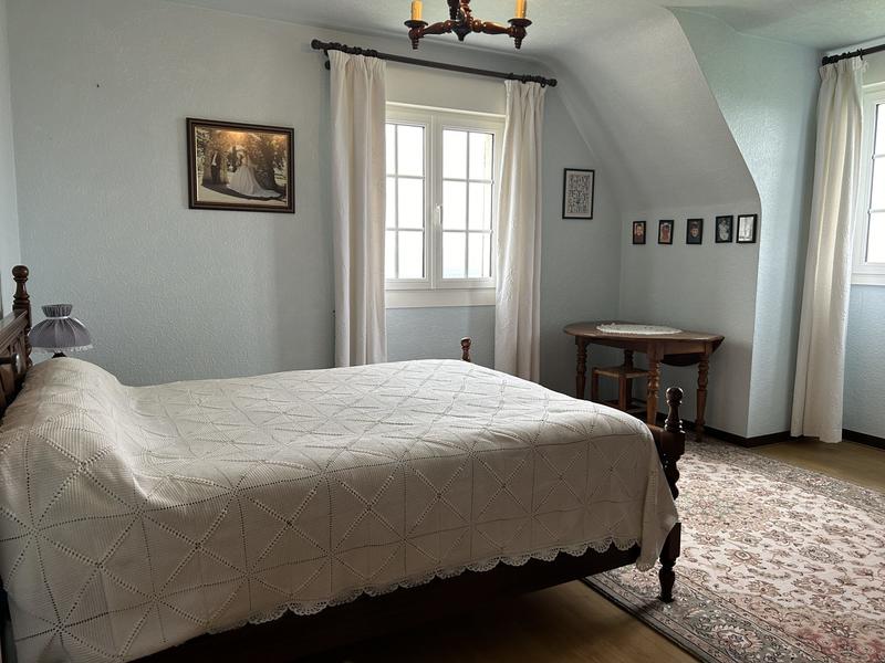 Maison traditionnelle - 213 m² - 7 pièces