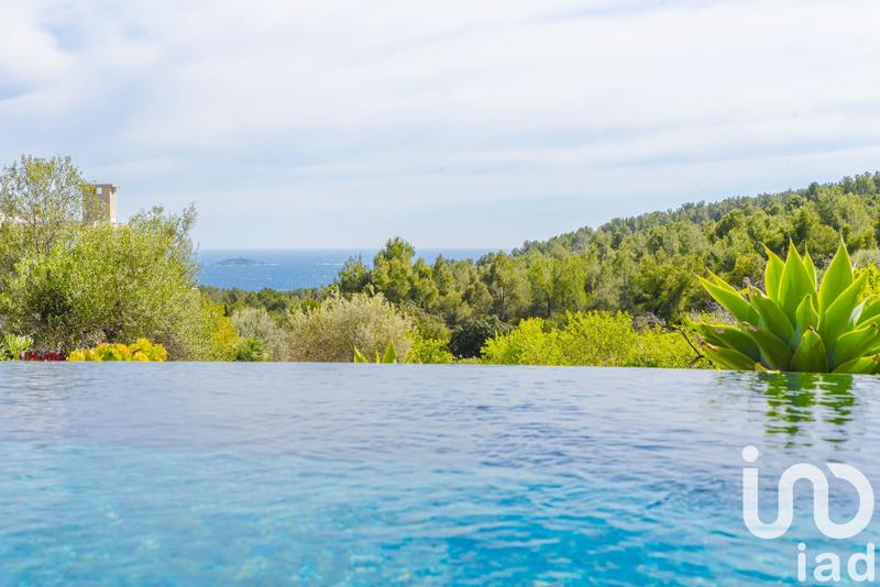 Maison - 182 m² - 6 pièces