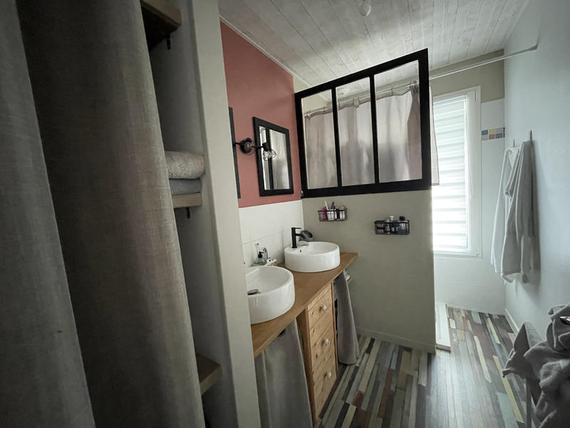 Maison - 95 m² - 5 pièces