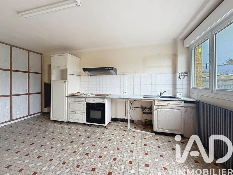 Maison - 194 m² - 8 pièces