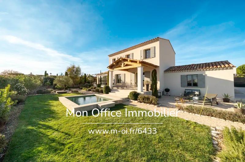 Maison - 145 m² - 6 pièces