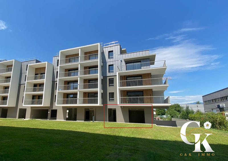 Local commercial - 71 m²