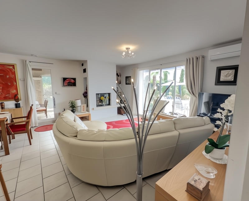 Villa - 144 m² - 6 pièces