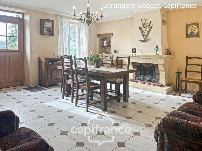 Maison - 93 m² - 4 pièces