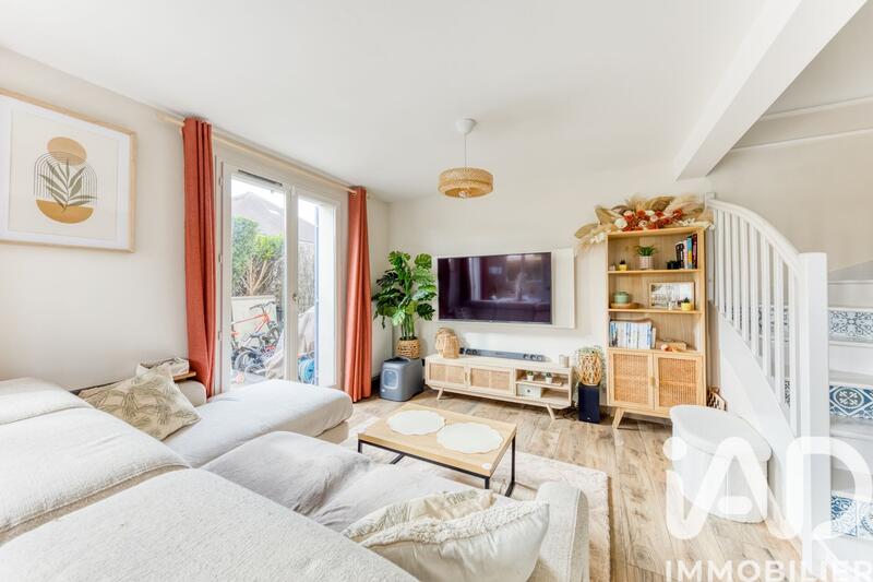 Maison - 115 m² - 6 pièces