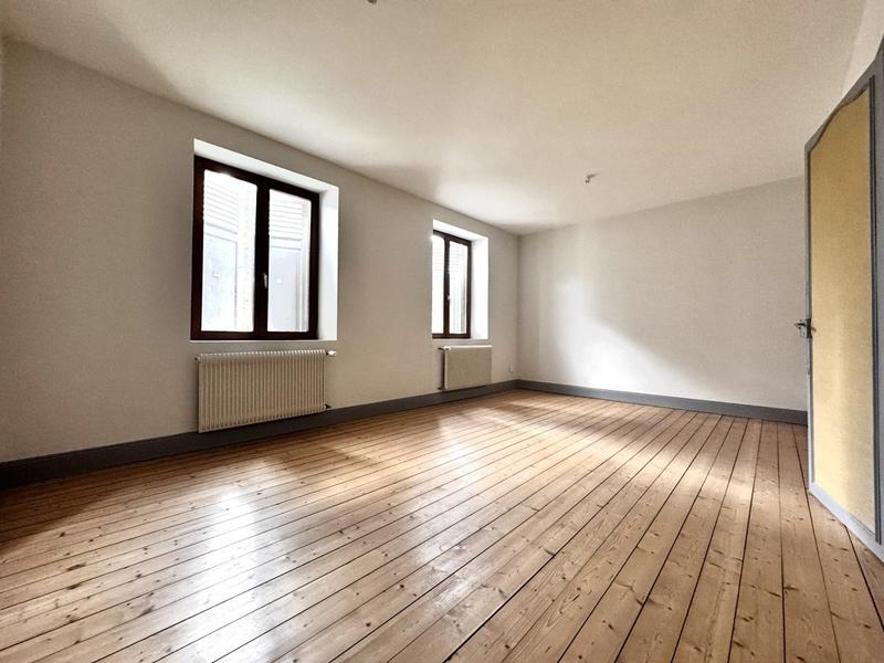 Appartement - 94 m² - 4 pièces