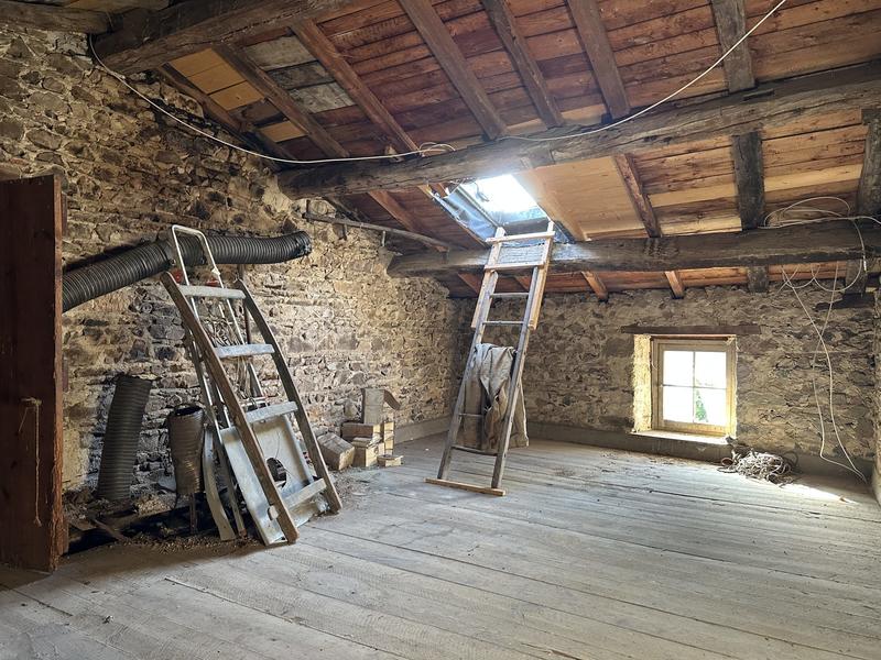 Maison - 195 m² - 12 pièces