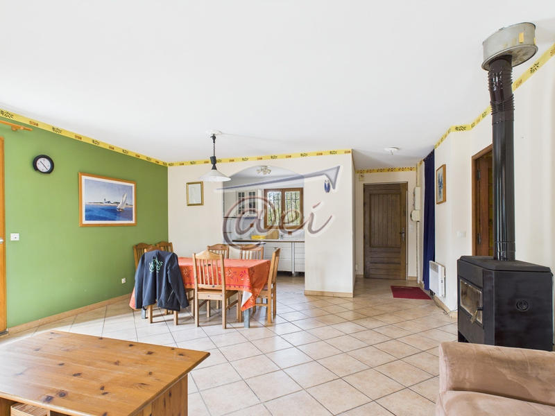 Villa - 100 m² - 5 pièces