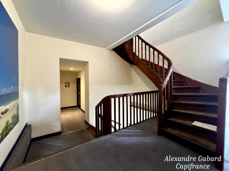 Immeuble - 280 m² - 12 pièces