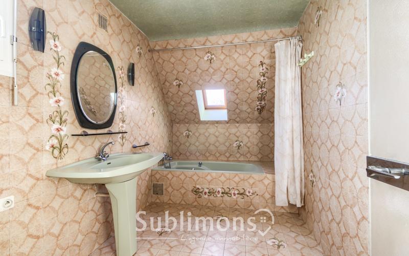 Maison ancienne - 184 m² - 7 pièces