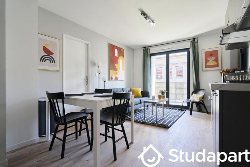 Chambre - 12 m² - 1 pièce