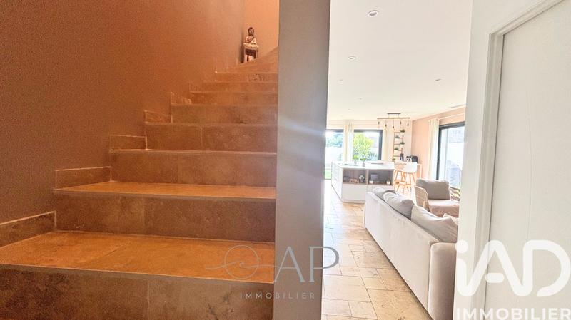 Maison - 117 m² - 5 pièces