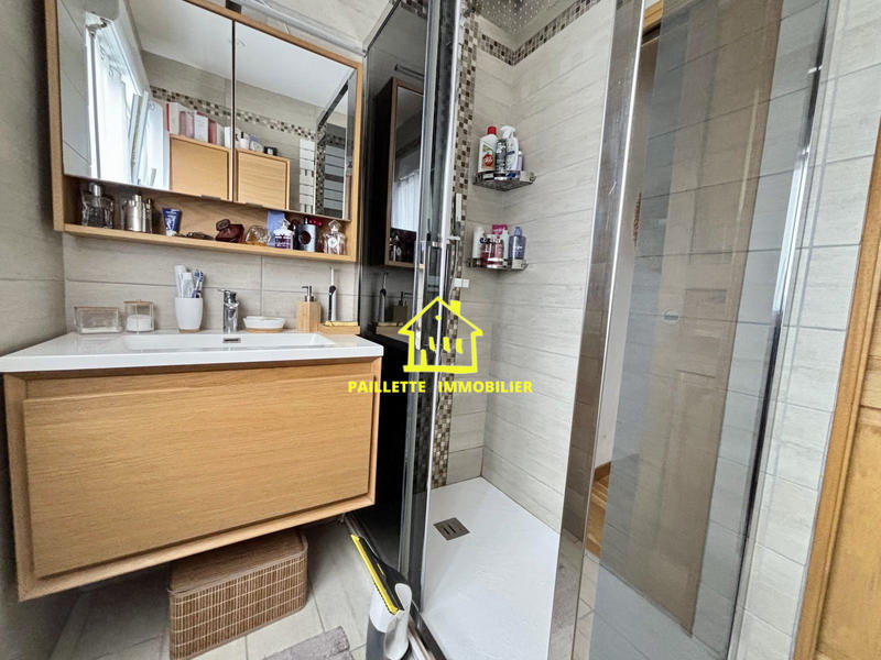 Maison - 96 m² - 4 pièces