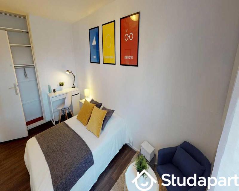 Chambre - 23 m² - 1 pièce