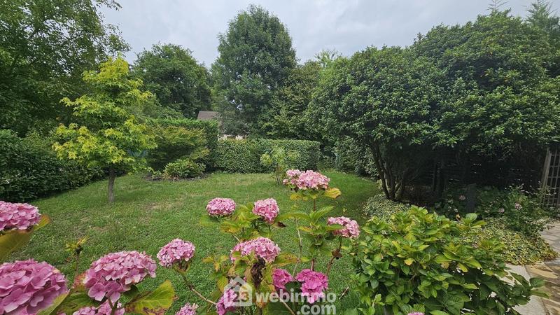 Maison - 121 m² - 6 pièces