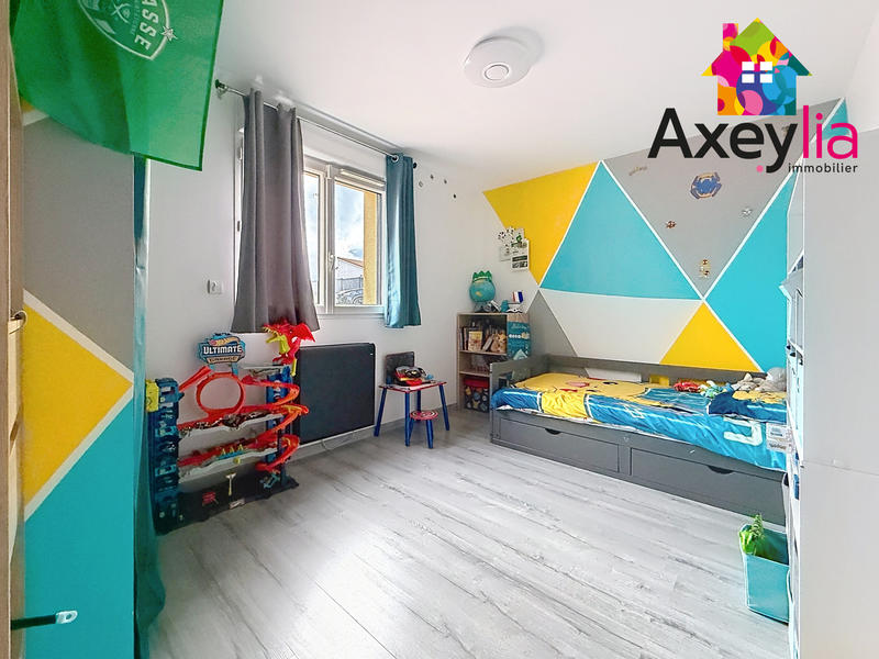 Maison - 112 m² - 6 pièces