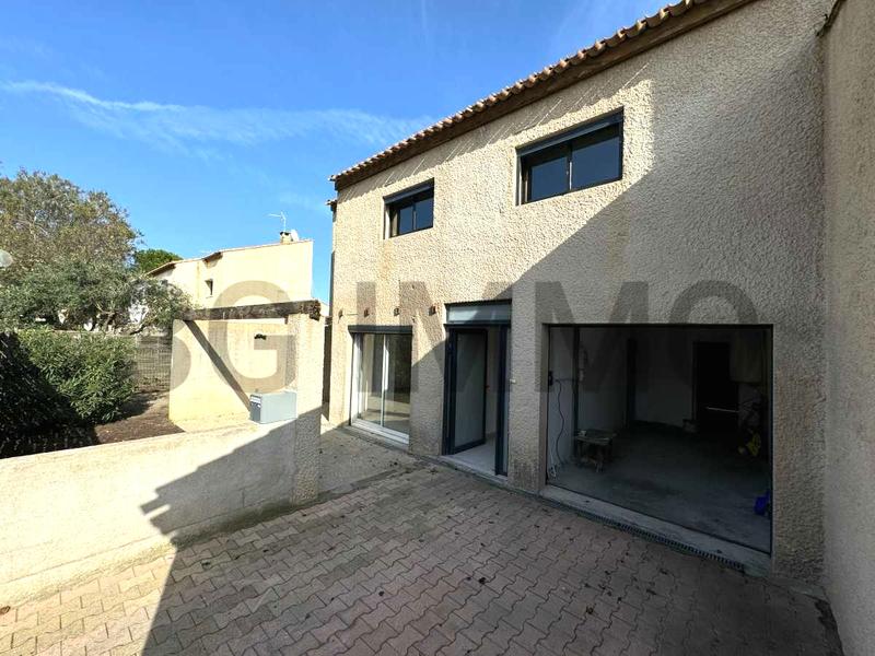 Maison - 97 m² - 6 pièces