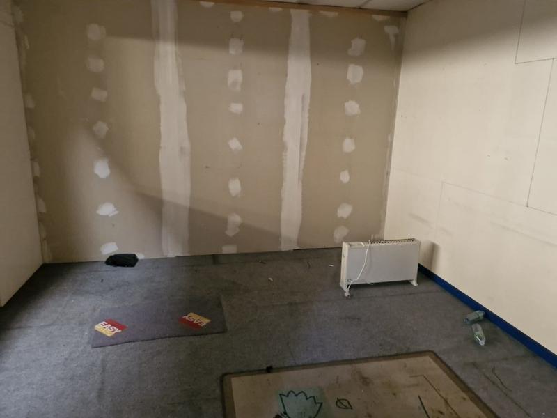 Local commercial - 715 m²