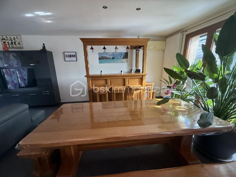 Pavillon - 90 m² - 6 pièces