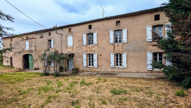 Maison - 244 m² - 8 pièces