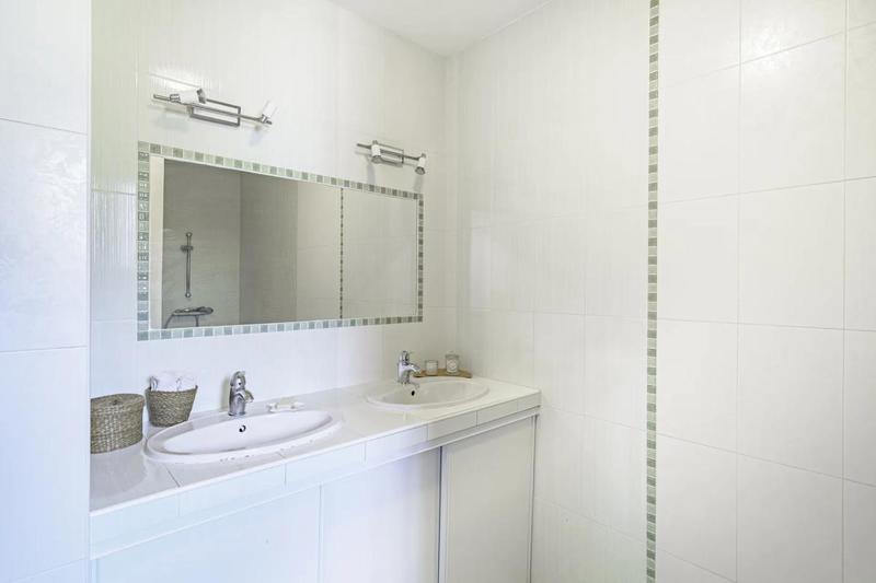 Maison - 190 m² - 6 pièces