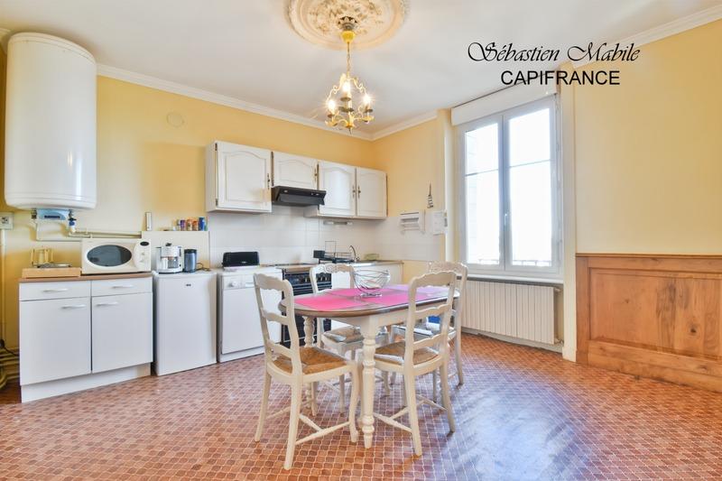 Maison bourgeoise - 264 m² - 10 pièces