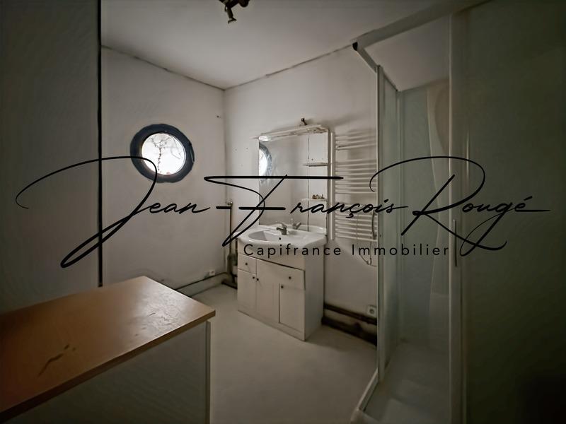 Maison - 243 m² - 10 pièces