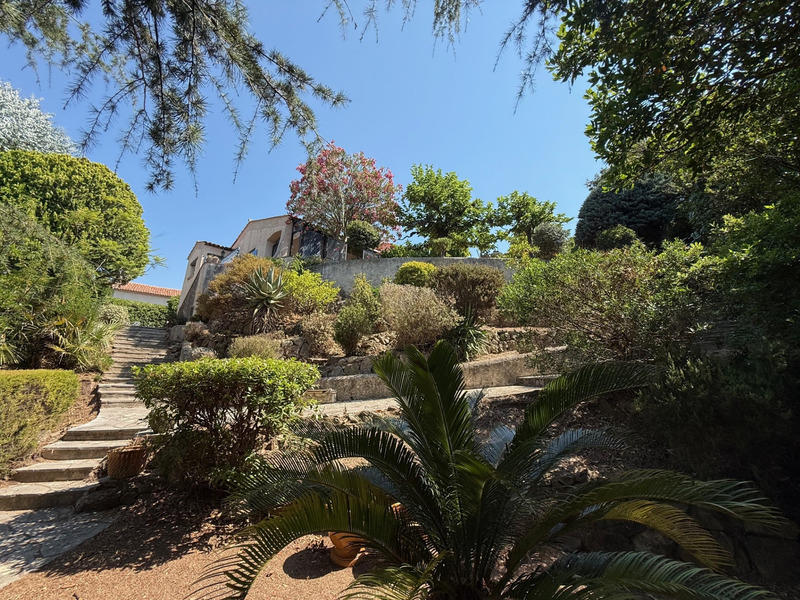 Maison - 132 m² - 5 pièces