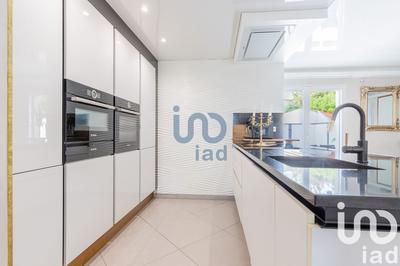 Maison - 142 m² - 6 pièces