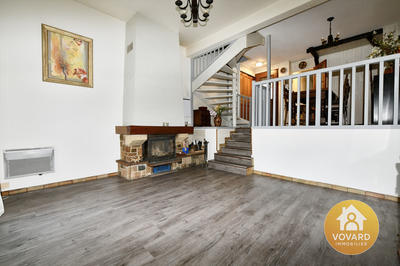 Maison - 93 m² - 5 pièces