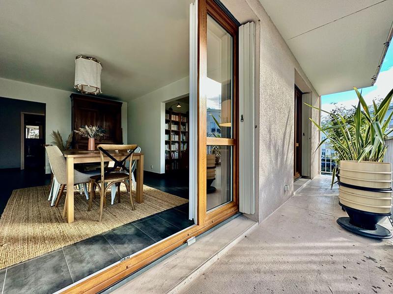 Appartement - 98 m² - 5 pièces