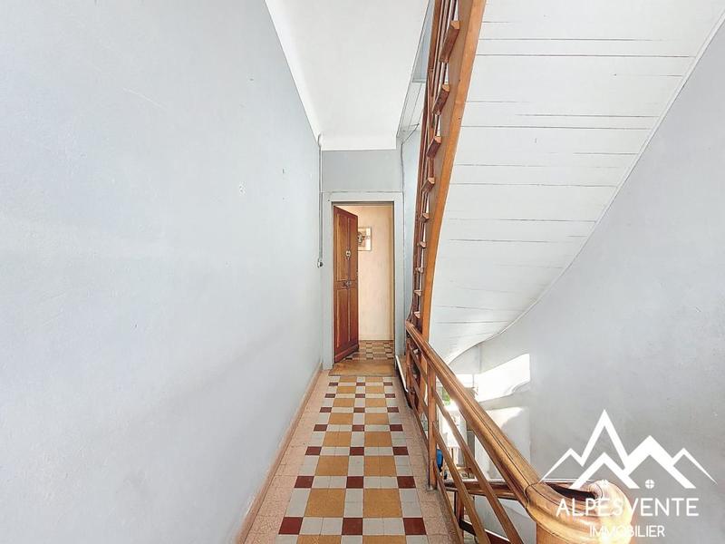 Maison ancienne - 293 m² - 13 pièces