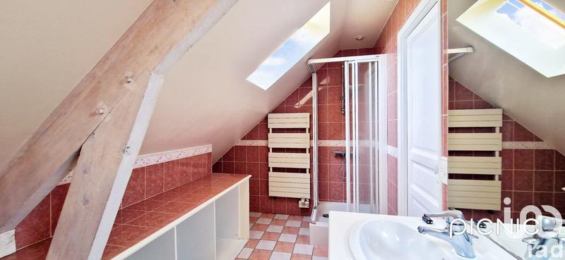 Maison - 218 m² - 6 pièces