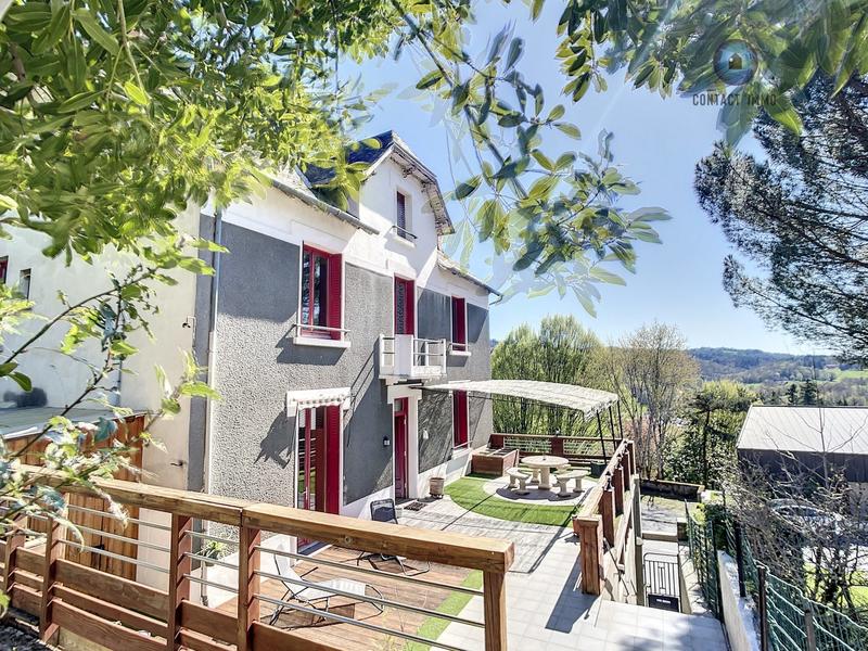 Maison - 171 m² - 7 pièces