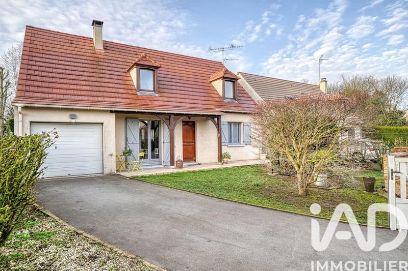 Maison - 147 m² - 9 pièces
