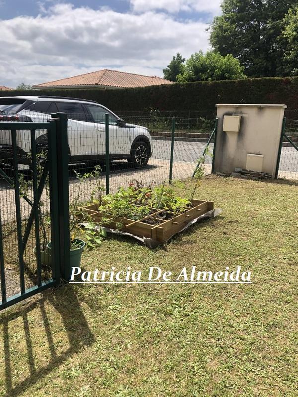 Maison jumelée - 92 m² - 4 pièces