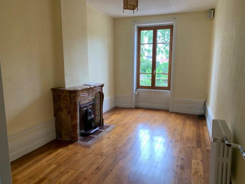 Appartement - 90 m² - 3 pièces